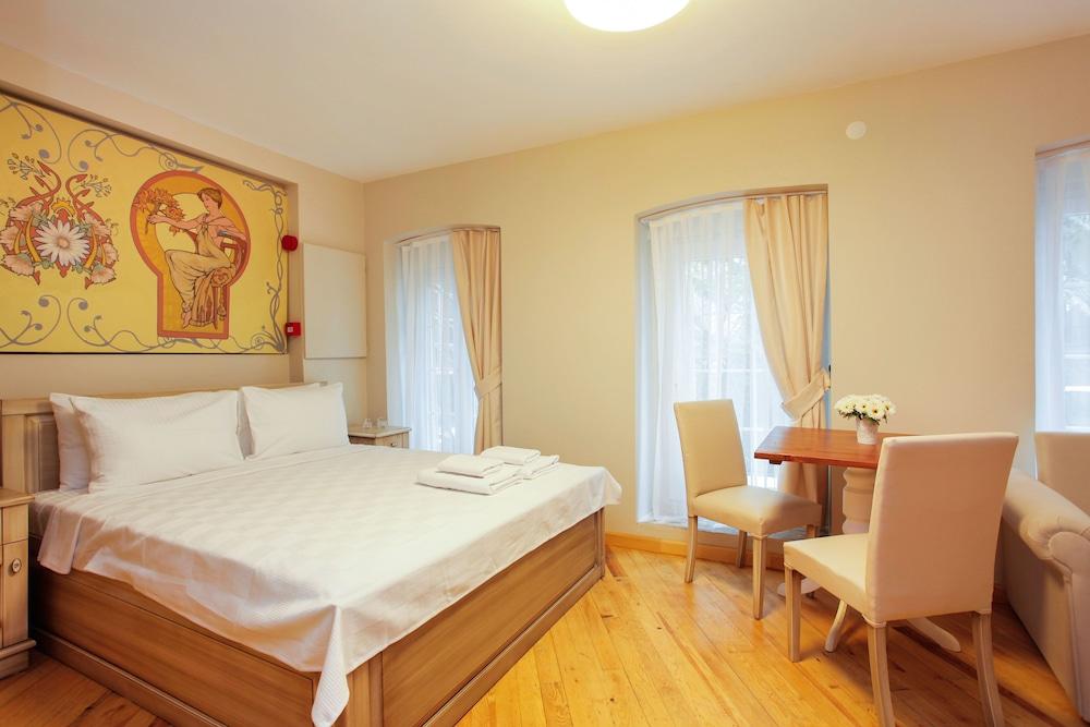 The Loft Istanbul Hotel Exterior photo