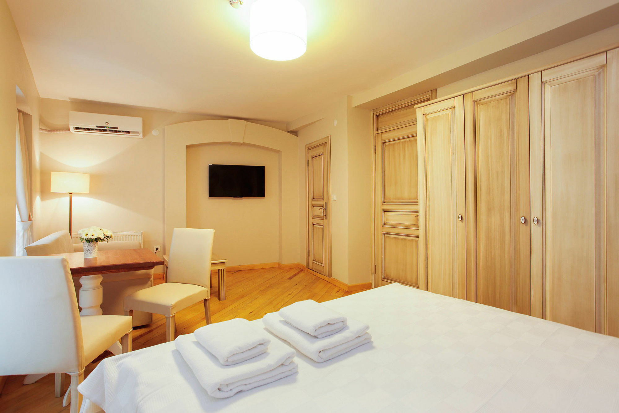 The Loft Istanbul Hotel Exterior photo
