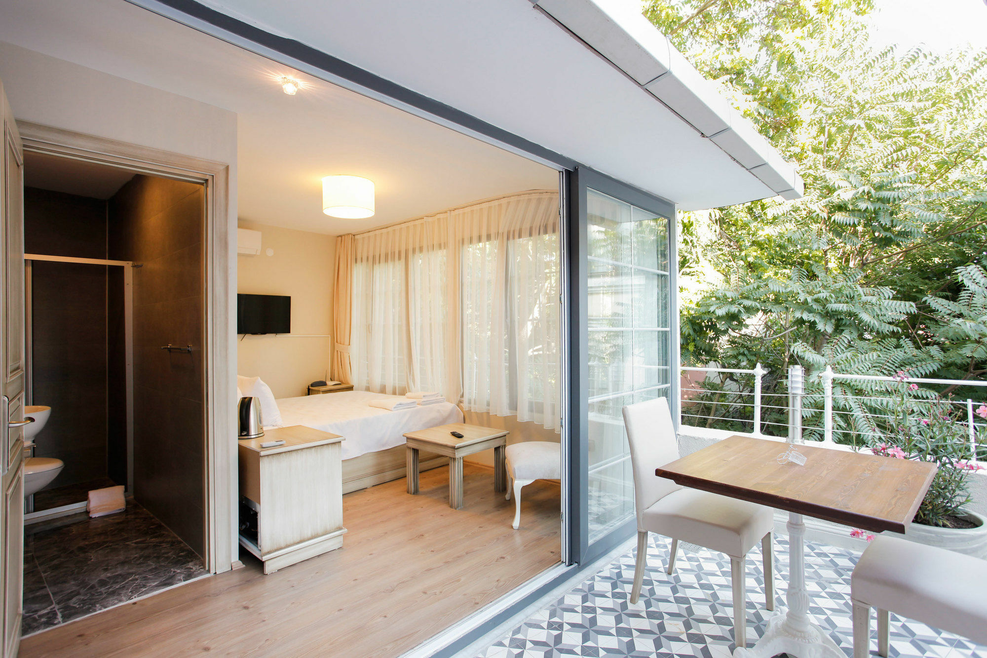 The Loft Istanbul Hotel Exterior photo